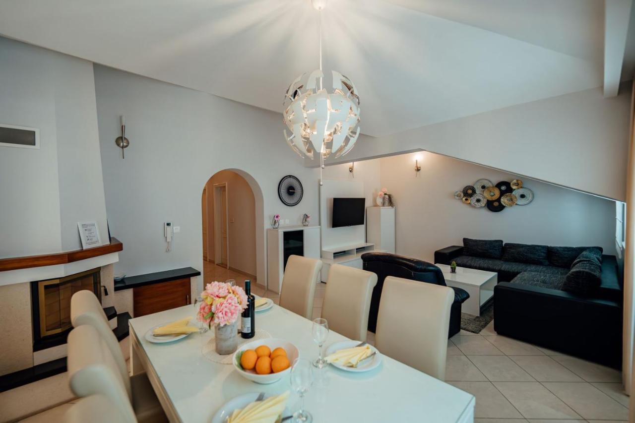Guesthouse Villa Diana Makarska Exterior foto